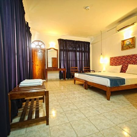Zand Negombo Ettukala 外观 照片