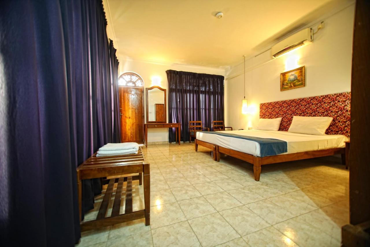 Zand Negombo Ettukala 外观 照片
